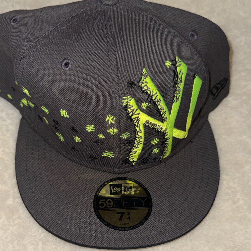New Era Dark Gray Cap with Bright Green Design Fitted